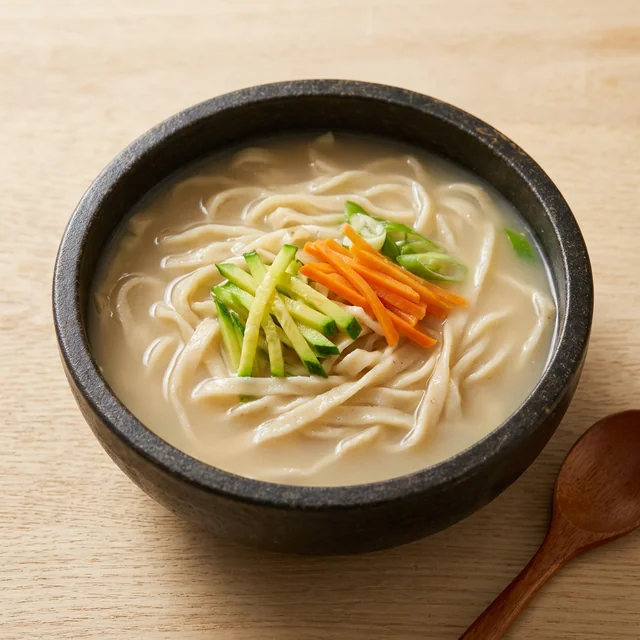 knife-cut noodle soup (칼국수)