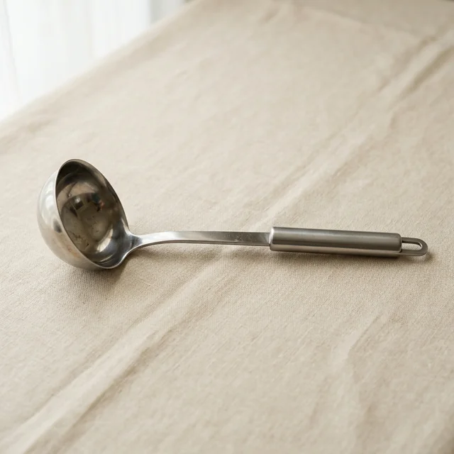 ladle (국자)